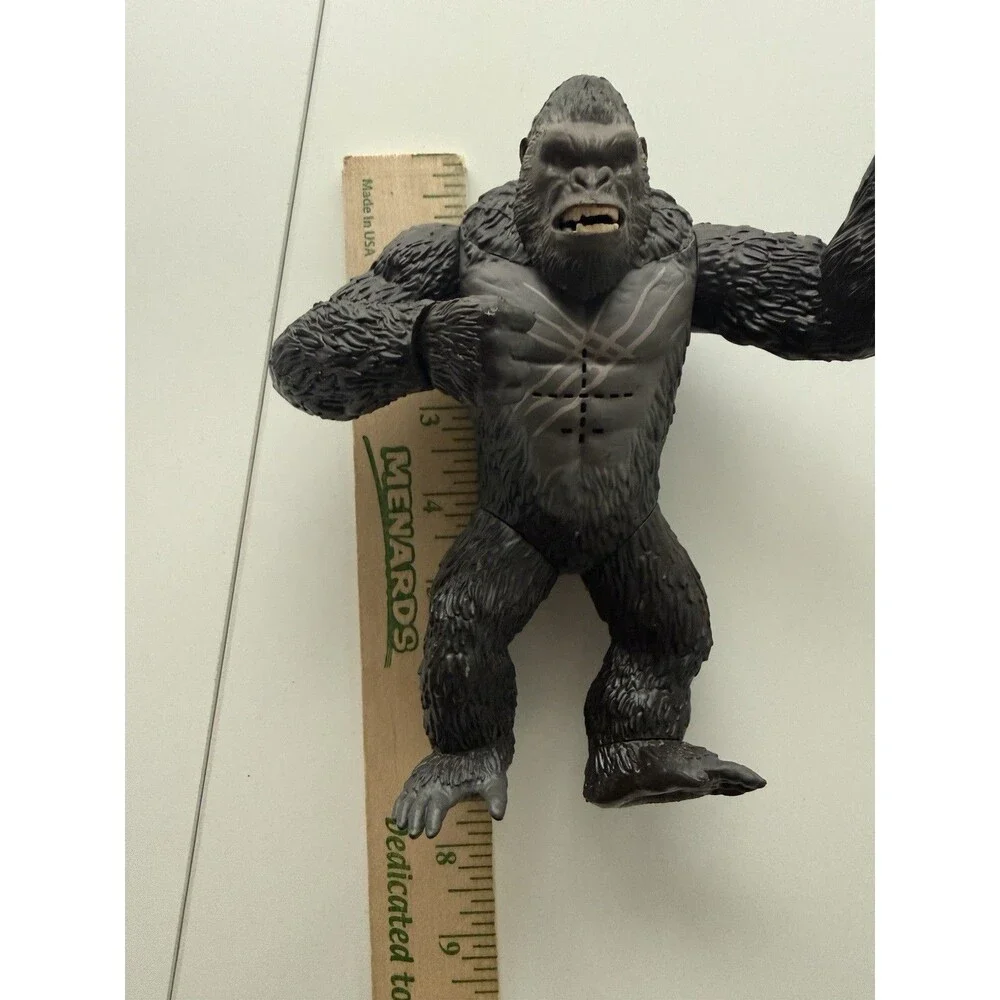 Godzilla x Kong The New Empire Battle Roar KONG 2024 Playmates Action Figure
